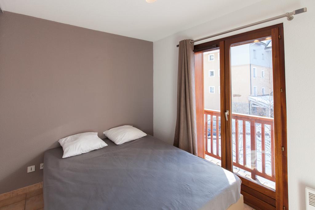 Les Chalets Du Jardin Alpin La Salle-les-Alpes Zimmer foto
